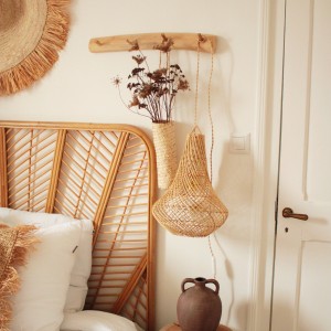 Luminaire goutte en rotin