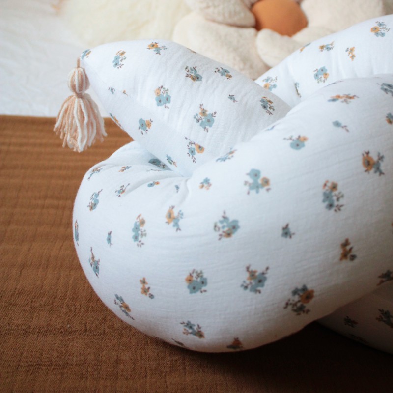 réduire l'espace dans le lit bébé