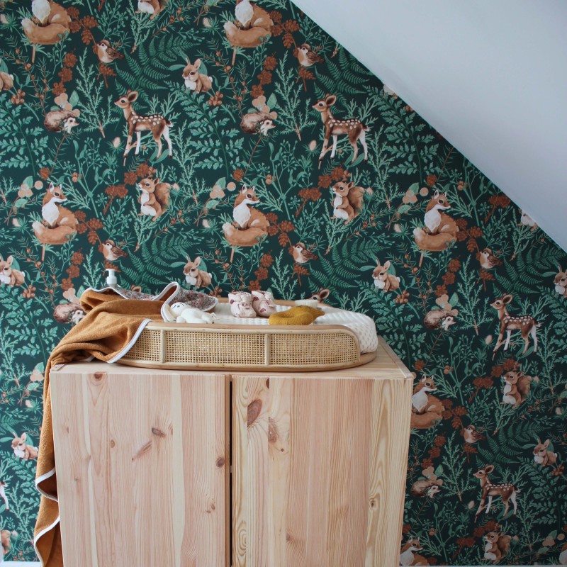 table à langer dans une chambre mixte