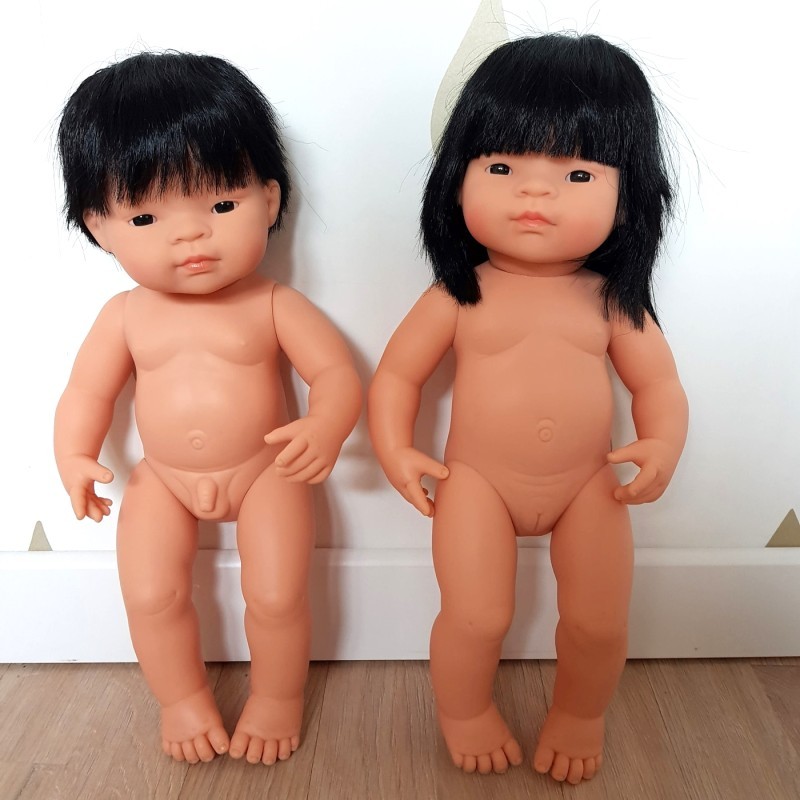 poupée asiatique fille et garçon