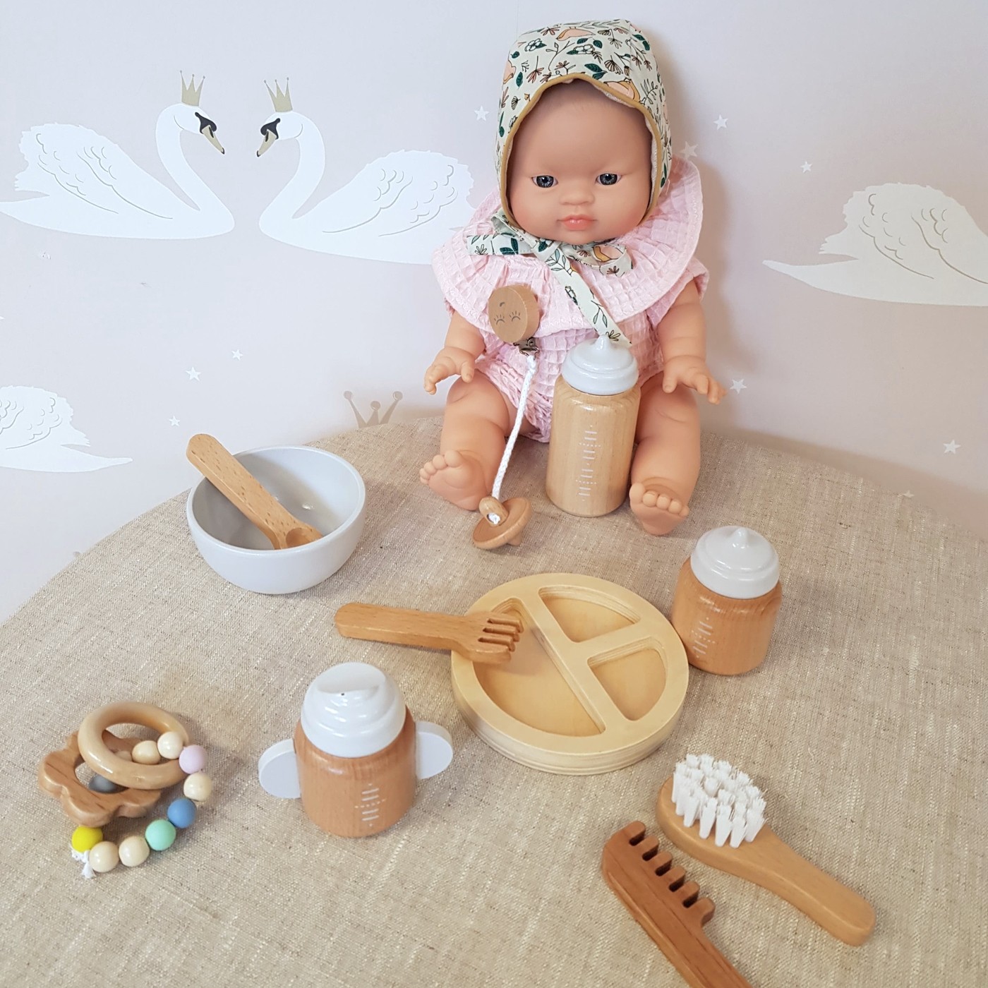 Kit d'accessoires en bois pour poupée